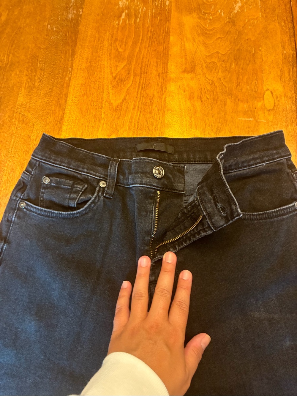 7 For All Mankind Cropped Alexa